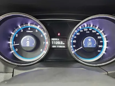 Hyundai Sonata 2012, 171843 км, за 4900000 KRW - фото 8
