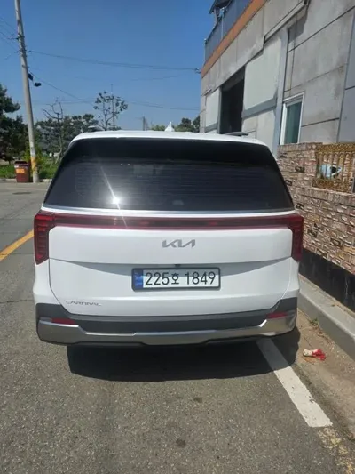 Kia Canival 2025, 31000 км, за 29240000 KRW