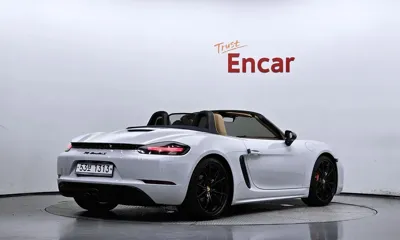Porsche 718 2017, 133680 км, за 41990000 KRW