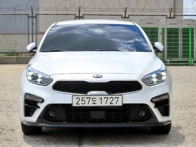 Kia K3 · 2019 год