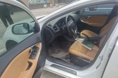 Volvo V40 2017, 92000 км, за 45021.43 CNY - фото 17