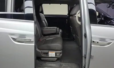 Honda Odyssey 2014, 182504 км, за 7500000 KRW - фото 12