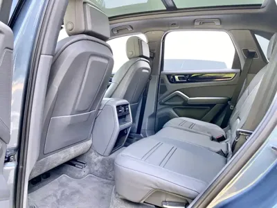 Porsche Cayenne 2018, 35000 км, за 378000 CNY - фото 12