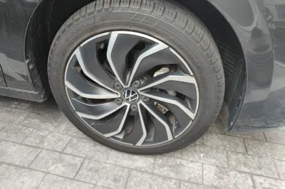 Volkswagen Golf 2021, 52699 км, за 74671.53 CNY - фото 8