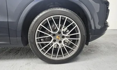 Porsche Cayenne 2021, 67003 км, за 81900000 KRW - фото 5