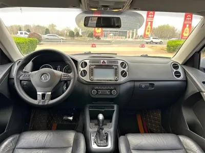 Volkswagen Tiguan 2013, 140000 км, за 24000 CNY - фото 9