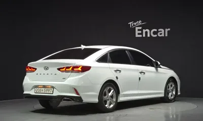 Hyundai Sonata 2019, 130369 км, за 11990000 KRW