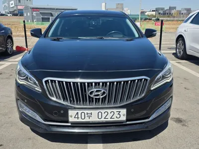 Hyundai Aslan · 2016 год