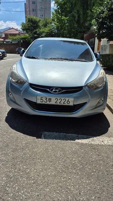Hyundai Avante · 2011 год