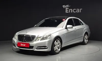 Mercedes-Benz E-Class · 2012 год