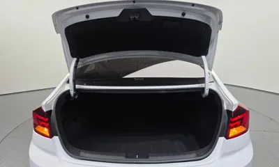 Hyundai Avante 2019, 108015 км, за 10900000 KRW - фото 27