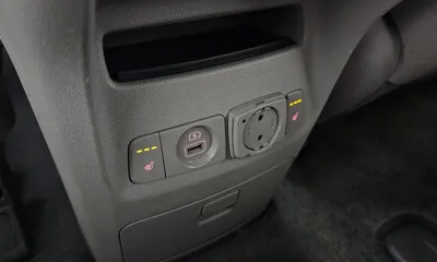 Kia Canival 2018, 98648 км, за 13500000 KRW - фото 18