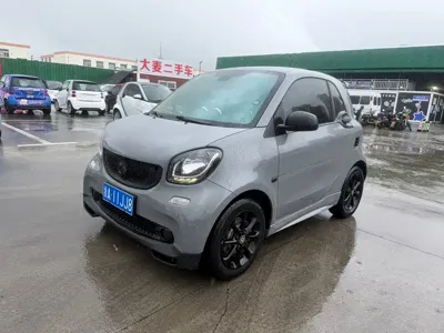 Smart Smart Fortwo 2016, 110000 км, за 37800 CNY - фото 1