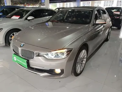 BMW 3 Series · 2018 год