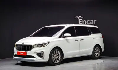 Kia Canival · 2019 год