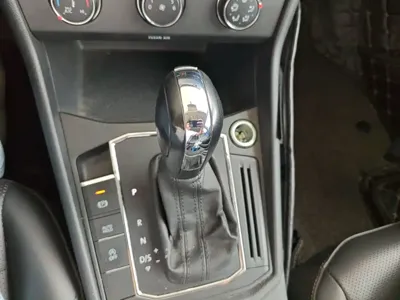Volkswagen Lavida 2019, 152400 км, за 41300 CNY - фото 21