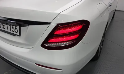 Mercedes-Benz E-Class 2019, 76559 км, за 21300000 KRW - фото 23