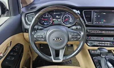Kia Canival 2017, 96033 км, за 18000000 KRW - фото 13