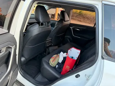 Toyota Wildlander 2023, 60000 км, за 93200 CNY