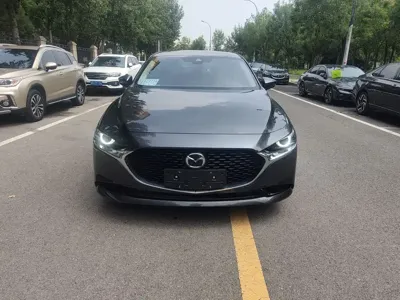 Mazda 3 Axela · 2023 год
