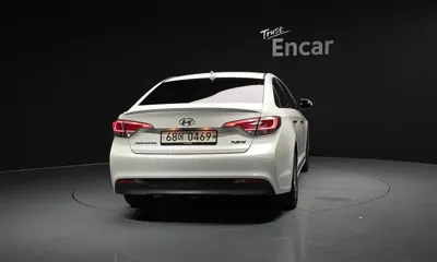Hyundai Sonata 2016, 52020 км, за 12490000 KRW