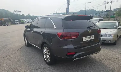Kia Sorento 2018, 128060 км, за 15900000 KRW