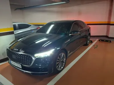 Kia K9 · 2022 год
