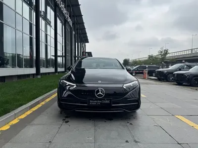 Mercedes-Benz EQS 2024, 33000 км, за 255900 CNY