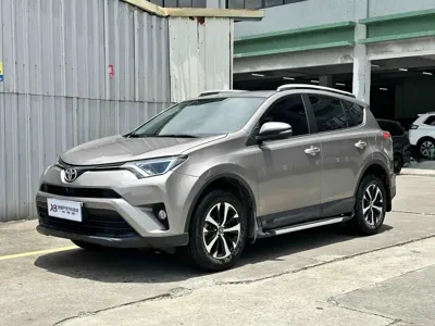 Toyota RAV4 · 2018 год