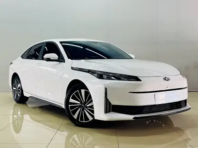 Qiyuan Qiyuan A05 2024, 25000 км, за 68800 CNY