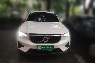 Volvo XC40 2023, 96500 км, за 88659.12 CNY