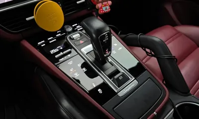 Porsche Cayenne 2021, 76307 км, за 90990000 KRW - фото 9