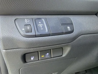 Hyundai Ioniq 2018, 107222 км, за 9900000 KRW - фото 15