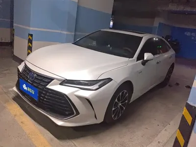 Toyota Avalon · 2023 год