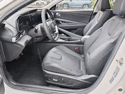Hyundai Elantra 2022, 50000 км, за 59900 CNY - фото 20