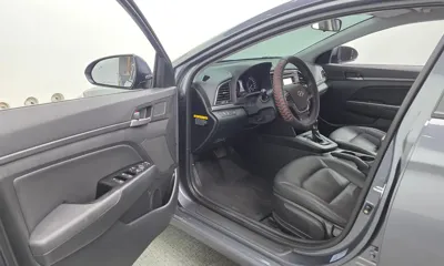 Hyundai Avante 2017, 68933 км, за 9900000 KRW - фото 10