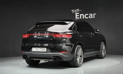 Porsche Cayenne 2023, 51140 км, за 107000000 KRW - фото 2