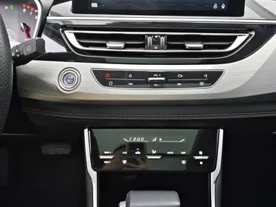 Changan CS75 2019, 63000 км, за 36800 CNY - фото 16