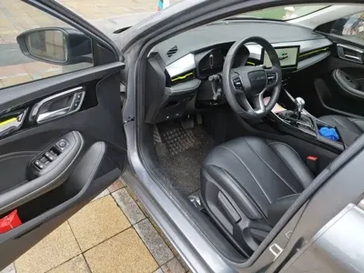 Roewe i5 2021, 2800 км, за 39800 CNY - фото 14