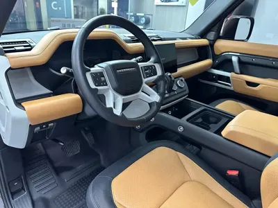 Land Rover Defender 2024, 50000 км, за 636000 CNY - фото 8