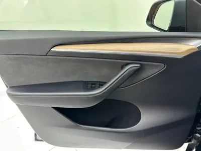 Tesla Model Y 2023, 54000 км, за 169800 CNY - фото 17