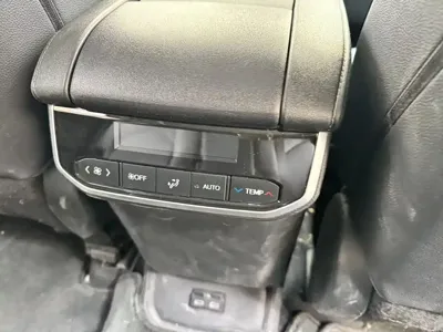Toyota Highlander 2024, 20000 км, за 174800 CNY - фото 6
