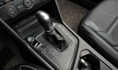 Volkswagen Tiguan 2018, 165250 км, за 18500000 KRW - фото 9