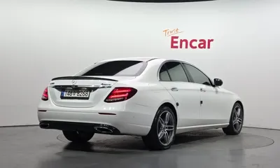 Mercedes-Benz E-Class 2020, 48997 км, за 26500000 KRW - фото 2