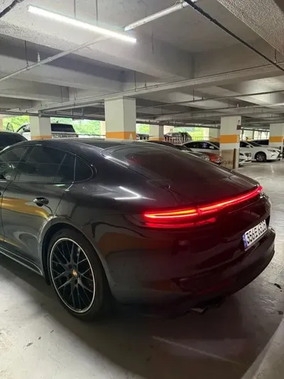 Porsche Panamera 2023, 34000 км, за 140000000 KRW