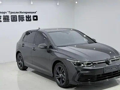 Volkswagen Golf 2023, 38000 км, за 148800 CNY