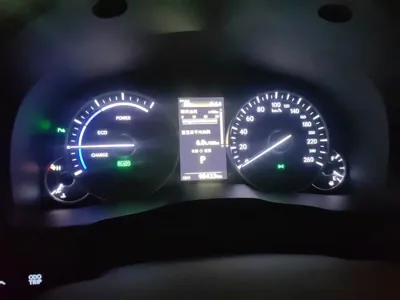 Lexus ES 2016, 98400 км, за 105399 CNY - фото 12
