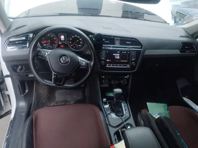 Volkswagen Tiguan L 2017, 47699 км, за 73172.4 CNY - фото 10