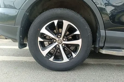 Toyota RAV4 2016, 102000 км, за 76993.8 CNY - фото 10