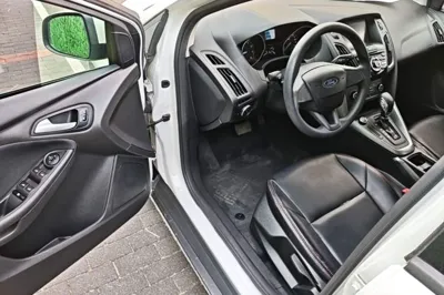 Ford Focus 2017, 82800 км, за 39798.1 CNY - фото 18